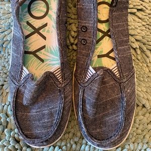 Roxy Gray Loafers - Size 7.5